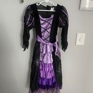 Kids witch Halloween costume size 5-6
